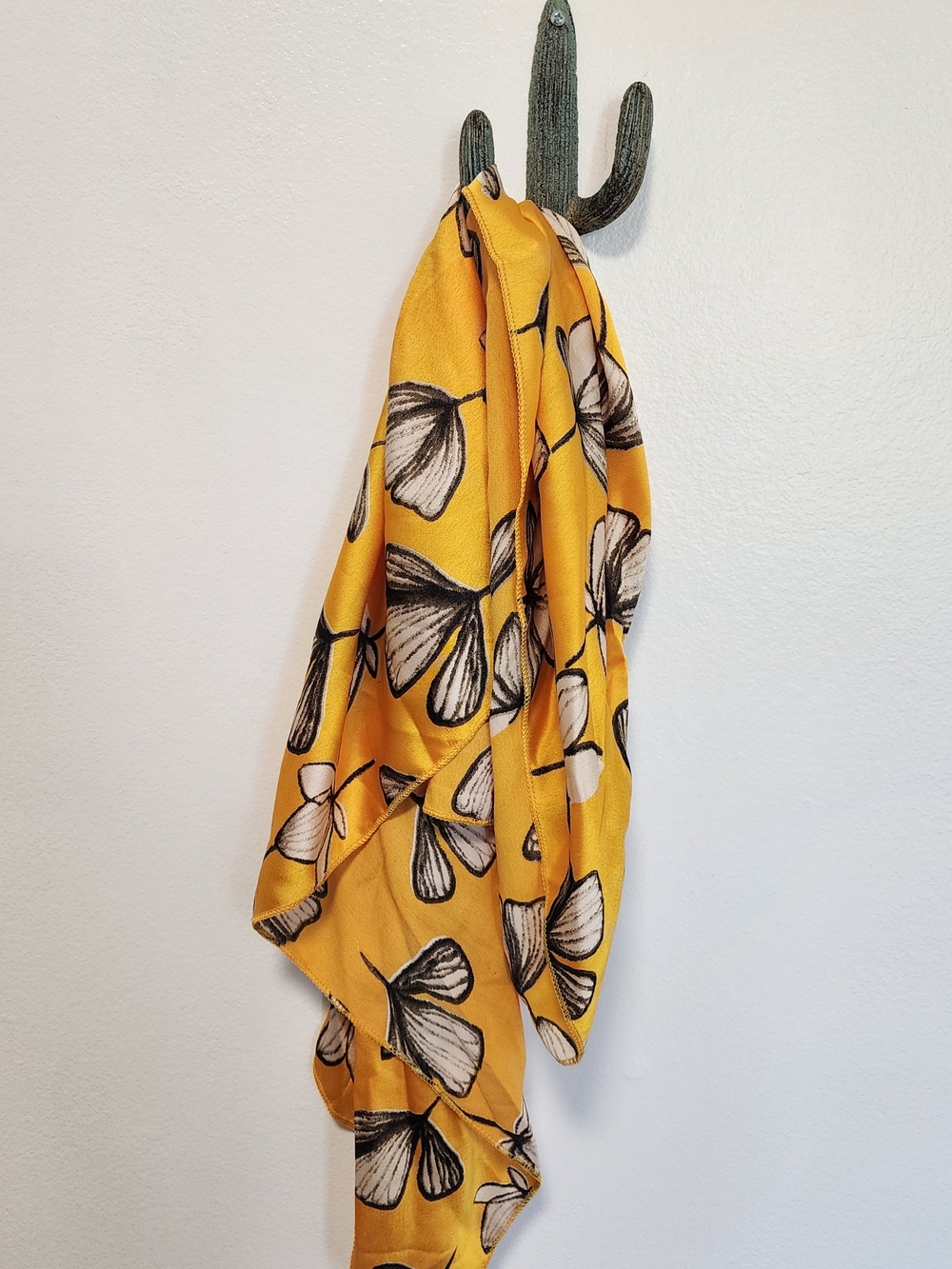 Bright Yellow Plant Leaf Print Square Hair Scarf Head Bandana 27x27